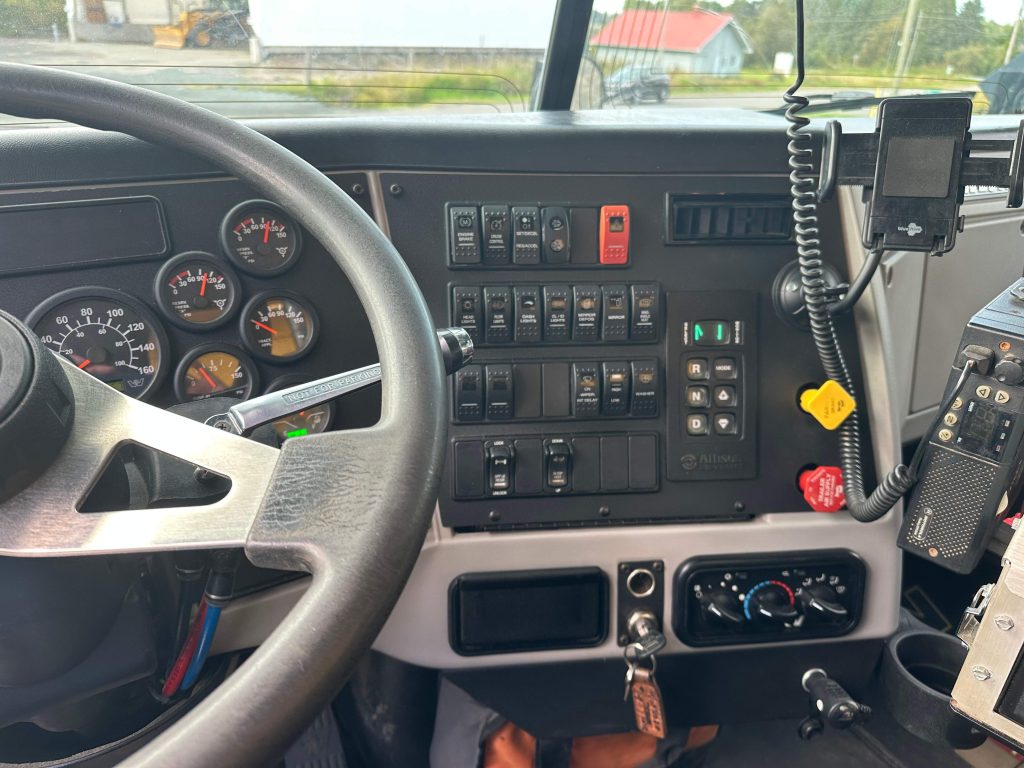 Interior image of Single Axle Truck for Public Tender