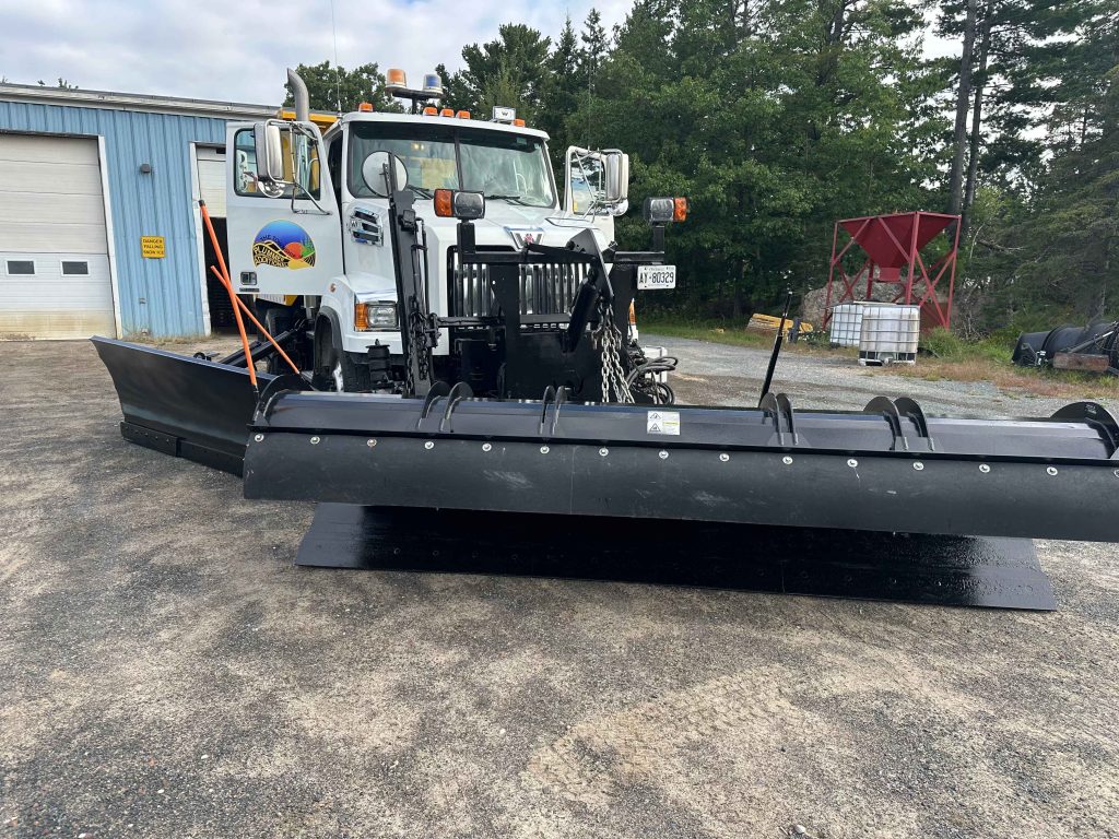 Image of blade on Single Axle Truck for Public Tender